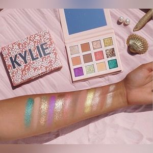 KYLIE COSMETICS LIMITED EDITION UNDER THE SEA EYESHADOW PALETTE GENTLY USED